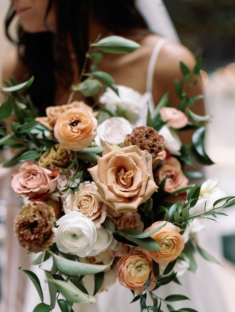 Muted fall bridal bouquet with toffee roses, lisianthus, and ranunculus. Toffee Roses Wedding, Toffee Rose Bouquet, Toffee Rose, Toffee Roses, Fall Bridal Bouquet, Romantic Fall Wedding, Wedding Fayre, Rose Bridal Bouquet, Bridal Bouquet Fall