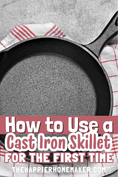 Learn how to use your cast iron skillet for the first time with this step-by-step tutorial! From seasoning your skillet to cooking your first delicious meal, this guide has everything you need to get started with cast iron cooking. Cleaning Cast Iron Skillet, Season Cast Iron Skillet, Cast Iron Care, Cast Iron Cleaning, Seasoning Cast Iron, Roast Dinner, Cast Iron Cooking, Iron Skillets, Easy Weeknight Dinners