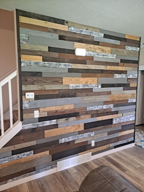 Accent Wall Rustic, Winter Blend, Reclaimed Wood Accent Wall, Pallet Walls, House Remodeling, Reclaimed Pallets, Wood Pallet Wall, Wood Accent Wall, Pallet Wall