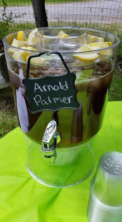 Golf theme party Arnold Palmer Diy Golf Themed Birthday Party, Food For Golf Theme Party, Masters Golf Themed Party, Ryder Cup Golf Party, Golf Gender Reveal Party Food, Golf Theme Food Ideas, Men’s Golf Birthday Party, Golf Partee Ideas, Golf Themed 21st Birthday