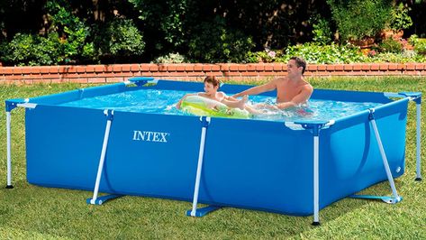 Amazon derriba el precio de la piscina desmontable Intex Small Frame, de 3 metros de largo, con una rebaja del 29%. Intex Swimming Pool, Amazon Garden, Intex Above Ground Pools, Tiny Pool, Terrace Pool, Piscina Intex, Rectangular Swimming Pools, Rectangle Pool, Spa Jacuzzi