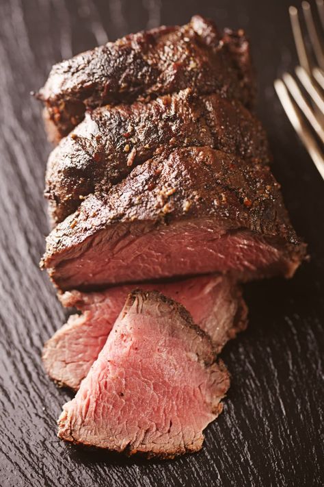 Wondering how to reheat prime rib? I have you covered! With these 4 easy methods, you can enjoy juicy, succulent prime rib the second time around. Reheating Prime Rib How To, How To Reheat Prime Rib, No Peek Prime Rib, Reheating Prime Rib, Medium Rare Prime Rib, Easy Prime Rib, Leftover Prime Rib, Red Wine Reduction, Sous Vide Machine