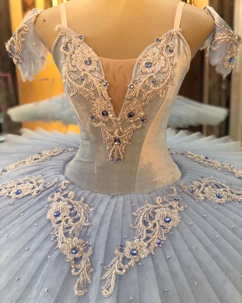 Happy happy #tututuesday 💙 Looking for a Tutu for YAGP or NUTCRACKER let us know we have beautiful costumes made with good quality of… Ballet Costumes Tutus, Classical Ballet Tutu, Future Costume, Ballet Recital, Dance Competition Dress, Ballerina Costume, Blue Tutu, Tutu Ballet, Ballerina Tutu