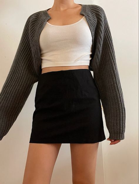 bolero outfit casual street styles, bolero outfit aesthetic, bolero outfit ideas, bolero outfit casual, black skirt outfit fall, fall black skirt outfits, crop top outfits, fall outfits for warm weather Aesthetic Bolero Outfits, Black Bolero Outfit Aesthetic, Bolero Outfit Ideas, Fall Black Skirt Outfits, Bolero Outfit Street Styles, Bolero Outfit Aesthetic, Bolero Top Outfit, Casual Black Skirt Outfit, Black Bolero Outfit