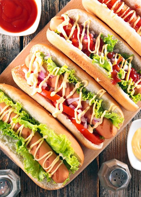 Hot Dog Sandwich Overload, Hot Sandwiches Recipes, Hotdogs Recipes, Hot Dog Bread, Hod Dog, Silog Meals, Homemade Burger Recipe, Hotdog Sandwich, Hot Dog Sandwich