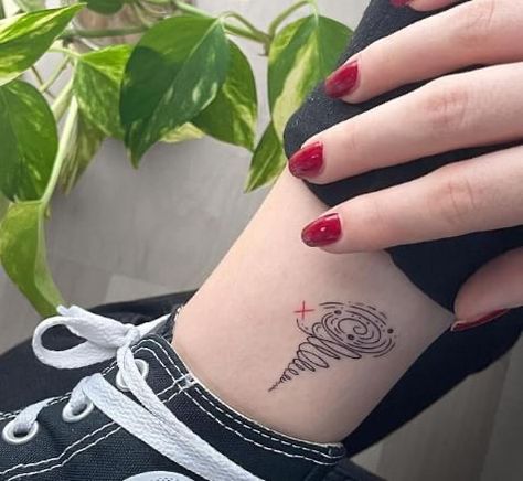 Lis2 Tattoo, Until Dawn Tattoo Ideas, Life Is Strange Butterfly Tattoo, Chloe Price Tattoo, Life Is Strange Tattoo, The Last Of Us Tattoo, Lis Tattoo, Small Tats, Cool Tattoo