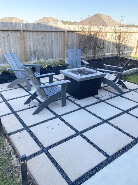 Stone And Pavers Backyard Ideas, Stone And Paver Patio, Backyard Fire Pit Lounge Areas, Square Stone Patio, Cement Squares In Backyard, Pacer Patio Ideas, Small Yard Paver Ideas, Pavers And Pea Gravel Patio, Corner Of Yard Ideas