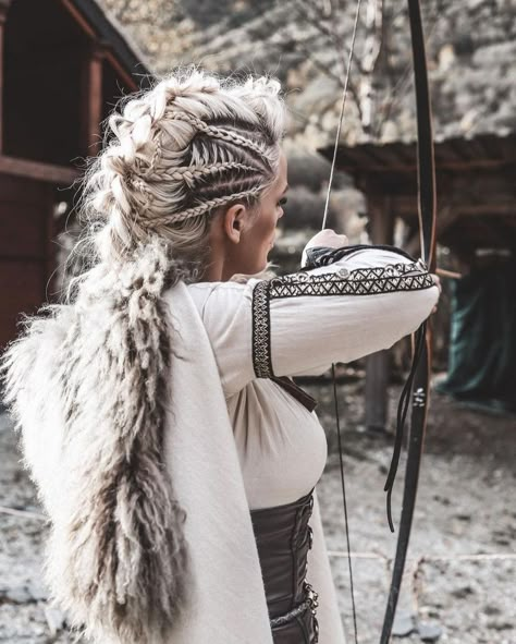 Viking Braids, Viking Costume, Viking Wedding, Viking Hair, Archery, Wedding Hair, Hair And Makeup, Vikings, Hair Ideas