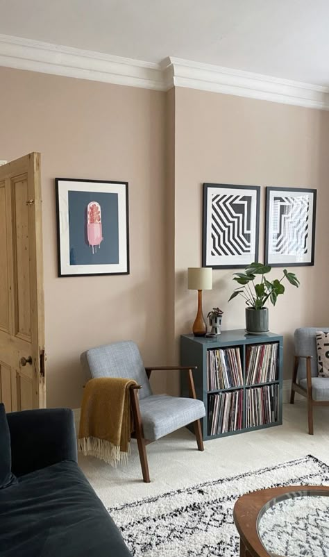 Rose Walls Living Room, Light Brown Wall Paint Living Room, Flat Living Room Paint Color Ideas, Light Peach Living Room Walls, Moody And Bright Interior Design, Pale Terracotta Living Room, Dusty Pink Walls Living Room, Pink Taupe Living Room, Sand Living Room Walls