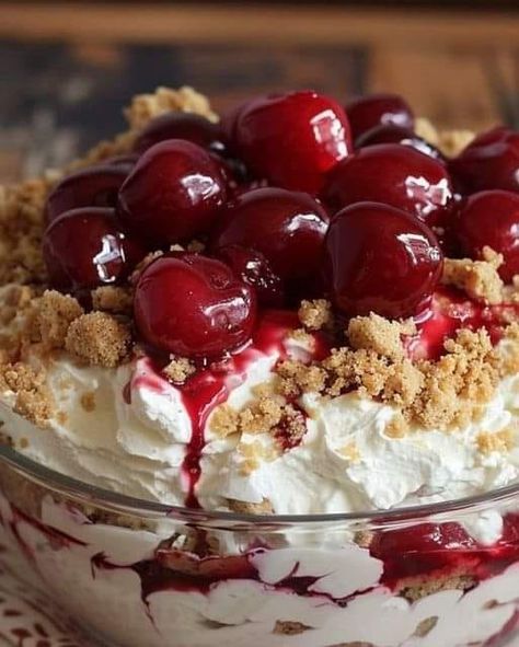 Cherry Cheesecake Fluff, Dessert Recipes For Beginners, Cherry Fluff, Cheesecake Fluff, No Bake Cherry Cheesecake, Jello Dessert, Fluff Recipe, Fluff Desserts, Raspberry Cream