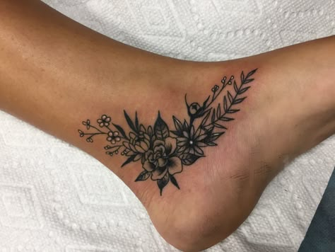 Ankle Flower Tattoo Cover Up, Serpent Ankle Tattoo, Inside Of Ankle Tattoos For Women, Flower Tattoos Ankle Cover Up, Good Cover Up Tattoos Ideas Ankle, Girly Tattoo Cover Ups, Straight Flower Tattoo, Big Ankle Tattoo Cover Up, Inside Ankle Tattoos For Women Cover Up