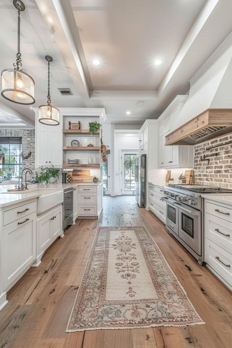 Farmhouse Kitchen With White Appliances, Farmhouse Sink Ideas, Rustic House Decor, Farmhouse Exterior Ideas, Farmhouse Design Ideas, Modern Farmhouse Furniture, Kitchen Ideas Farmhouse, House Decor Modern, Decor Modern Farmhouse