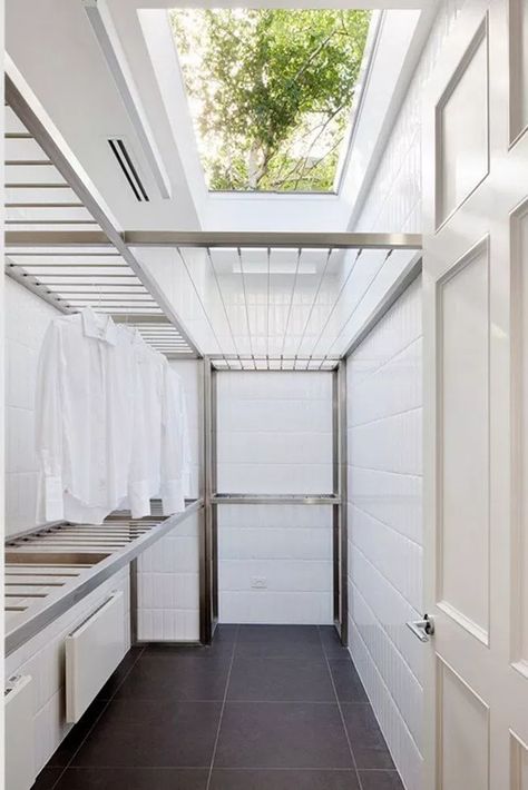 Outdoor Laundry Rooms, Koti Diy, Drying Room, Stylish Laundry Room, Dream Laundry Room, Laundry Room Layouts, Laundry Room Renovation, Laundry Design, Modern Laundry Rooms