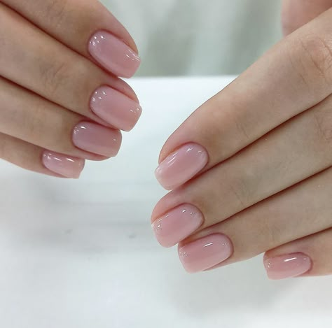 Neutral Pink Manicure, Gel Manicure Light Pink, Pink Gel Manicure Ideas, Pink Natural Nails Gel, Short Soft Pink Nails, Short Nude Pink Nails, Soft Nude Nails, Light Pink Gel Nails, Neutral Pink Nails