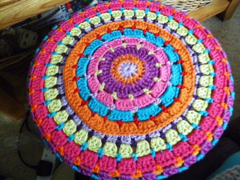 Susan Pinner: BLOCK STITCH, INTERLOCKING BLOCK STITCH, ROWS SQUARE AND CIRCLE...All in one post Free Afghan Patterns, Crochet Block Stitch, Crochet Learning, Crochet Blanket Stitch, Block Stitch, Block Crochet, Crochet Blanket Stitch Pattern, Stitch Items, Interlocking Blocks