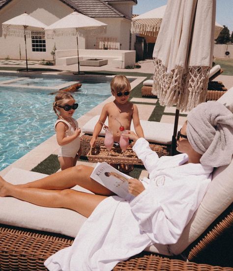 The Pool Day Finds You Need for Your Kid's - Inspired By This Dream Life Aesthetic Family, Family Love Aesthetic, Ragnor Fell, Future Family Goals, Pool Life, Office Girl, Moms Goals, Luxury Family, Future Mommy