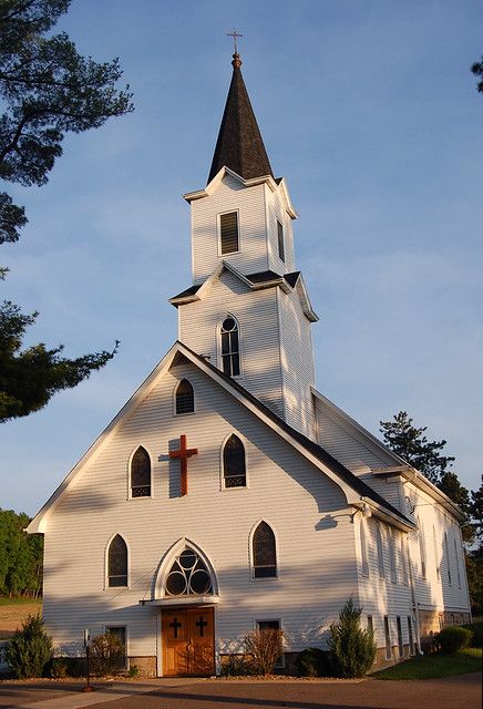 Church Photos, Abandoned Churches, Church Aesthetic, Country Churches, Old Country Churches, Church Pictures, Beautiful Churches, Take Me To Church, Christian T Shirts