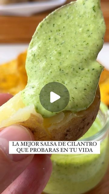 Cilantro Salsa, Beef Empanadas, Colombian Food, Lunch Food, Peruvian Recipes, Spanish Dishes, Guacamole Recipe, Keto Diet Recipes, Yummy Snacks