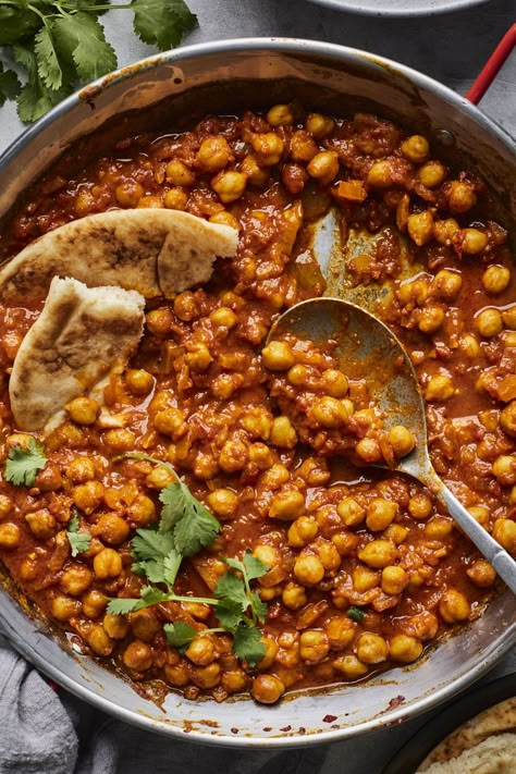 Creamy Chana Masala | Olive & Mango Smitten Kitchen Chana Masala, Vegan Chana Masala Recipe, Vegetarian Masala Recipe, Quick Chana Masala, Chickpea Chana Masala, Indian Chickpea Recipes Chana Masala, Chana Dahl Recipe, Chana Masala Vegan, Slow Cooker Chana Masala