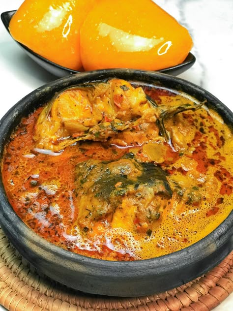 Banga Soup Recipe, African Dishes Nigerian Food, African Dessert Recipes, African Dinner Recipes, Banga Soup, African Dinner, Nigerian Food Recipes, Nigerian Foods, Swallow Food