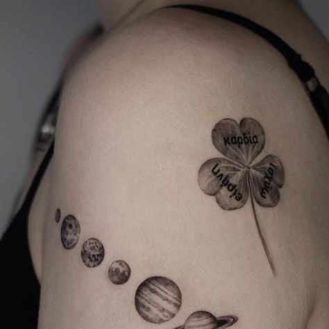 사공 (𝐒𝐚𝐠𝐨𝐧𝐠) on Instagram: "🪐Solar System 🌎
done at @42.west" March 17, Solar System, Solar, Tattoos, Instagram