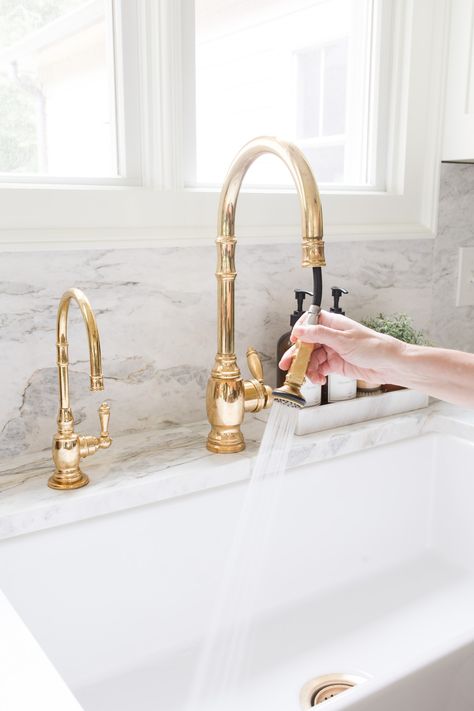 Unlacquered brass kitchen faucets exude timeless charm and elevates your culinary space to new heights. A brass kitchen faucet offers a unique and captivating look that will enhance the aesthetics of any kitchen. Waterstone Kitchen Faucet, Brass Kitchen Faucets, Plumbing Showroom, Unlacquered Brass Kitchen, Unlacquered Brass Kitchen Faucet, Waterworks Kitchen, Unlacquered Brass Faucet, Brass Sink Faucet, Brass Kitchen Hardware