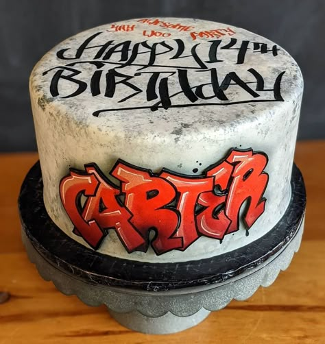 2000s Pool Party, Graffiti Cake, Crazy Birthday Cakes, Graffiti Theme, Crazy Birthday, 90s Theme Party, Family Cake, 40th Birthday Ideas, Heart Ideas