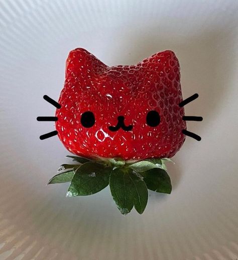 Kutek Disney, Cute Snacks, Kawaii Core, Cat Icon, Red Aesthetic, الرسومات اللطيفة, Pretty Food, Cute Doodles, Strawberry Shortcake