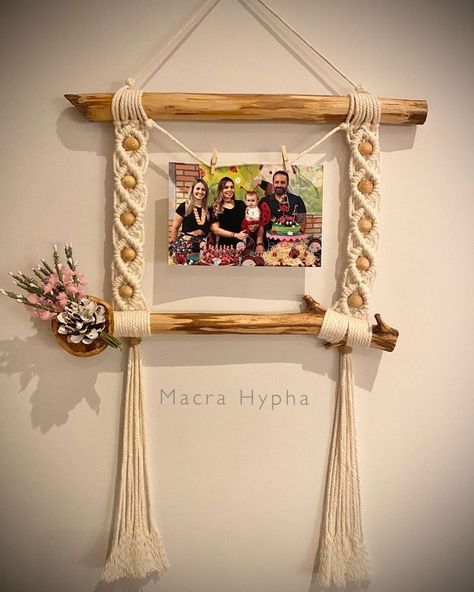 Framed Crochet, Macrame Frame, Macrame Wall Hanging Shelf, Simpul Makrame, Macrame Swing, Free Macrame Patterns, Macrame Plant Hanger Patterns, Macrame Knots Tutorial, Macrame Knots Pattern