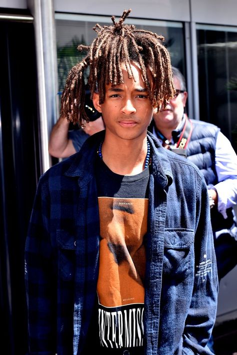 Will Smiths Son, Karate Kid 2010, Afro Hairstyles Women, Hair Like Wool, Dreadlocks Hairstyles, 2016 Pictures, Jaden Smith, Hairstyles Women, Soccer Pictures