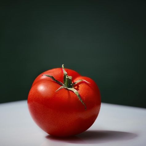 Tomato Reference Photo, Photo Reference Object, Watercolour Prompts, Color Study Reference, Fruit Photography Ideas, Still Life Reference Photos For Artists, Random Objects Photography, Food Reference Photos, Fruit References