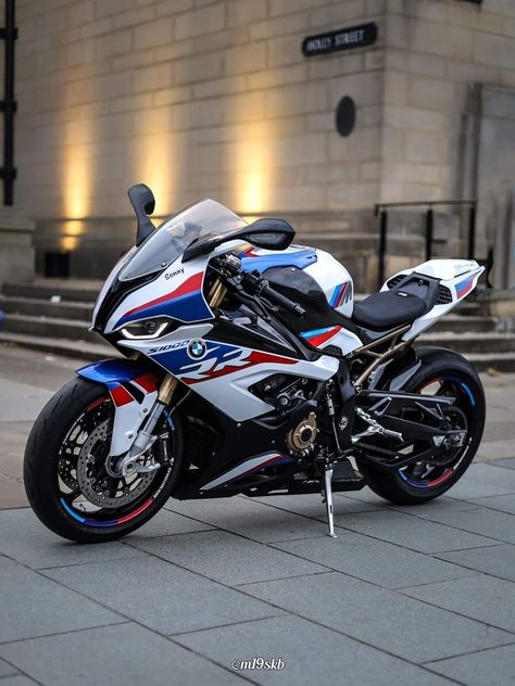 Bmw Motorcycle S1000rr, Ducati Motorbike, Tmax Yamaha, Bike Bmw, Image Moto, Мотоциклы Cafe Racers, Custom Street Bikes, Motorcross Bike, Bmw Motors