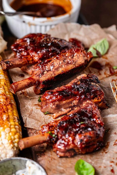 Sticky BBQ Vegan Ribs (Seitan Recipe) Seitan Ribs, Make Seitan, How To Make Seitan, How To Vegan, Seitan Recipe, Vegan Chicken Salad, Bbq Vegan, Seitan Chicken, Homemade Seitan