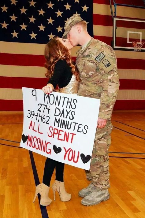 Missing you Military Welcome Home Signs, Welcome Home Boyfriend, Welcome Home Signs For Military, Deployment Homecoming Signs, Welcome Home Ideas, Military Homecoming Signs, Military Welcome Home, Welcome Home Soldier, Welcome Home Party