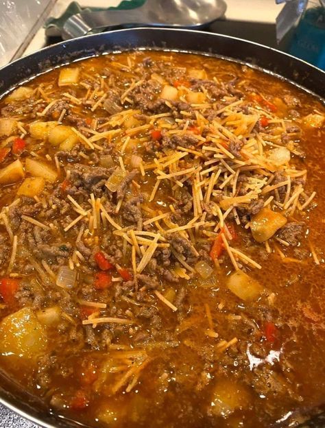 Fideo Loco Recipe, Fideo Loco, Potatoes And Ground Beef, Potatoe Recipe, Fideo Recipe, Recipe With Ground Beef, Mexican Comfort Food, White Bean Soup Recipes, Ground Beef Recipe