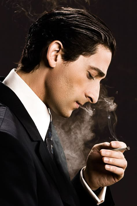 Adrien Brody Adrien Brody Side Profile, Man Looking Down, Man Portrait Reference, Guys Portrait, Luca Changretta, Male Portrait Photography, Guy Portrait, Actor Portrait, Adrian Brody