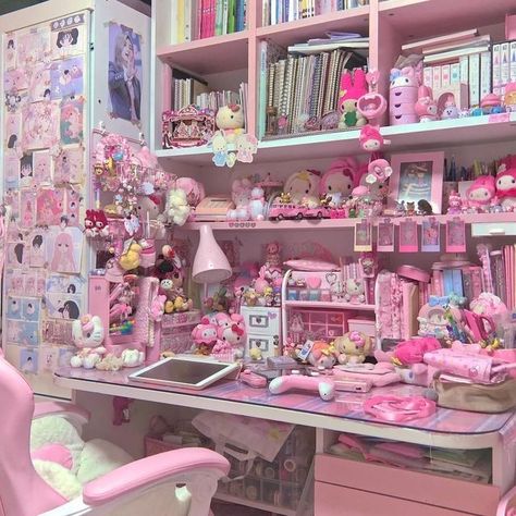 Kawaii Room Ideas, Kawaii Bedroom, Otaku Room, Hello Kitty Rooms, Kawaii Room Decor, Cute Bedroom Ideas, Kawaii Sanrio, Cute Bedroom Decor, Cute Room Ideas