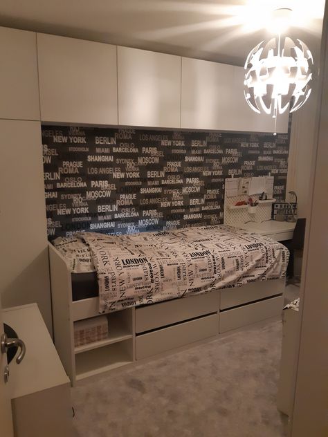 Ikea kids room #teenager room #platsa #slakt Ikea Platsa Bed, Platsa Ikea Bedroom, Ikea Platsa Kids Room, Ikea Släkt Bed Ideas, Platsa Ikea Ideas Bedroom, Släkt Bed Ikea Hack, Platsa Ikea Ideas, Släkt Bed Ikea, Platsa Ikea Hack