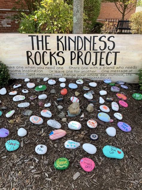 Inspirational Rock Garden, Preschool Rock Garden, Peace Garden Ideas School, Painted Rock Gardens, School Rock Garden Ideas, Community Rock Garden, Kindness Rock Garden School, Kindness Garden Rocks, Kindness Rocks Garden