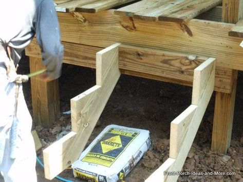 How To Build Porch Steps, Building Deck Steps, Build A Porch, Diy Stairs Outdoor, How To Build A Porch, Front Porch Stairs, Patio Stairs, Front Porch Steps, Porch Stairs