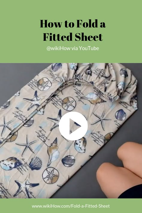 Decor Closet Organization, How To Fold Sheets, Home Decor Closet, Sheet Folding, Fold Sheets, Fold Bed, Folding Sheets, Closet Organization Hacks, Decor Closet