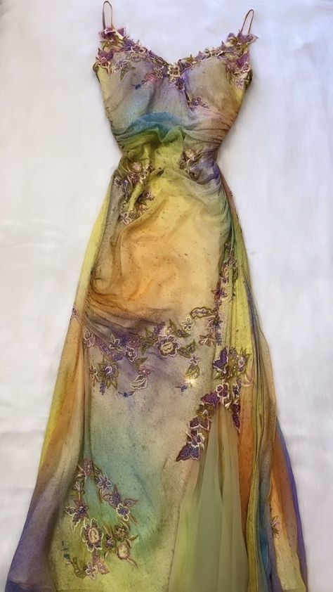 New Yr Outfit Ideas, Lucy Gray Inspired Dress, Short Fun Dresses, Beautiful Unique Dresses, Y2k Evening Dress, Ethereal Fairy Dress, Aquamarine Inspired Outfits, Whimsical Wedding Guest Dress, Fairy Maxi Dress