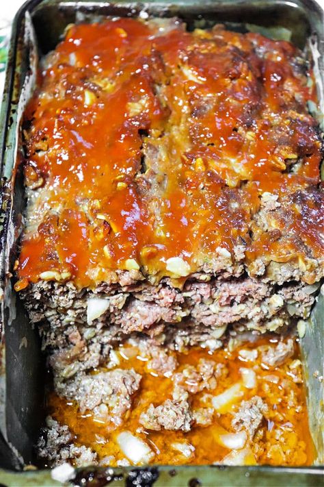 Superior Meatloaf, Meatloaf Without Breadcrumbs, Meatloaf With Oats, Meatloaf With Bbq Sauce, Spicy Meatloaf, Instant Pot Ground Beef Recipes, Basic Meatloaf Recipe, Meatloaf With Oatmeal, Basic Meatloaf