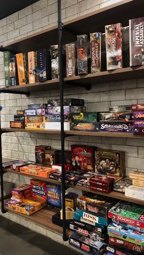 Board Game Cafe Aesthetic, Game Nights Aesthetic, Games Room Aesthetic, Gaming Vision Board, Boardgame Night Aesthetic, Gaming Night Aesthetic, Aesthetic Board Games, Boardgames Cafe, Playing Board Games Aesthetic