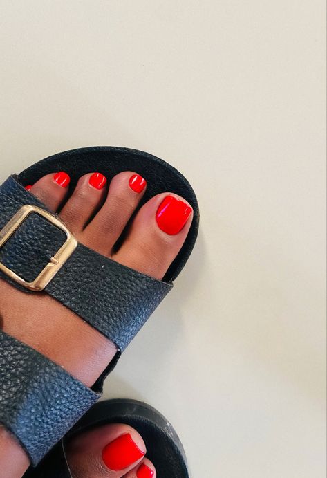 #nailinspo#rednails#toenails#blackskin#blackwoman#redpedicure# Red Pedicure Black Women, Red Toe Nails Black Women, Pedicure Black Women, Red Toes Pedicure, Signature Nails, Red Pedicure, 2022 Hairstyles, Red Toenails, Acrylic Toes