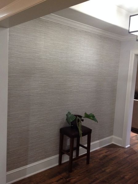 Wonderful, Realistic Faux Grasscloth – NO Visible Seams! | The Wallpaper Lady's Blog Grasscloth Wallpaper Dining Room, Trim And Wallpaper, Wallpaper And Tile, Bathroom Wallpaper Modern, Wallpaper Dining Room, Hall Wallpaper, Theater Room Design, Beds For Small Spaces, Living Room Wall Units