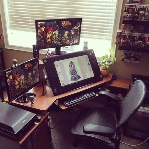 Wacom Cintiq Desk Setup, Cintiq Desk Setup, Working Space In Bedroom, Cintiq Workspace, Cintiq Setup, Art Work Space, Studio Seni, Rangement Art, Digital Art Studio