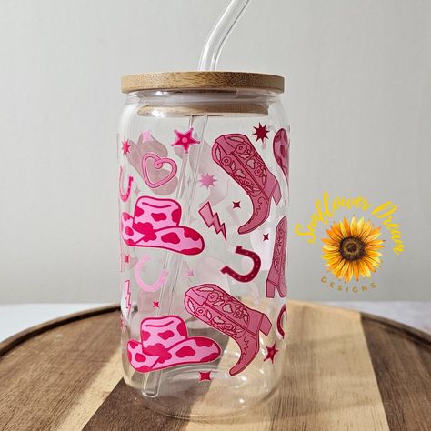 Lid, Glass Straw, And Straw Cleaner Included Perfect For All Cold Drinks Will Send Cup Care Feel Free To Send Me An Offer! Cactus Glass Cup, Clear Cups With Vinyl Cricut, Cute Glass Cups With Straws, Preppy Glass Cups, Cute Tumbler Cups Design, Clear Cup Design, Libby Glass Cup Designs, Glass Cup Vinyl Ideas, Clear Tumblers With Vinyl Ideas