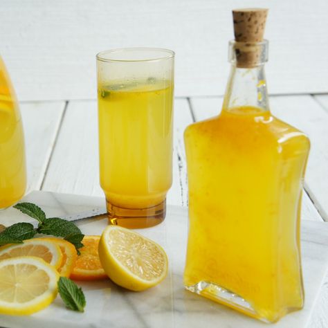 Try our refreshing Orange and Lemon Cordial this spring. Lemon Cordial Recipe, Cordial Recipes, Storing Strawberries, How To Store Strawberries, Cordial Recipe, Australia Food, Preserved Lemons, Homemade Lemonade, Oranges And Lemons