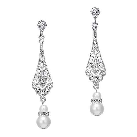 Amazon.com: BABEYOND 1920s Vintage Wedding Pearl Dangle Drop Earrings Art Deco Gatsby Earrings (Style 5-Silver): Gateway 1920s Earrings, Gatsby Earrings, Gatsby Accessories, Great Gatsby Themed Party, Dangle Pearl Earrings, Art Deco Party, Wedding Earrings Vintage, Flapper Art, Roaring 20s Party